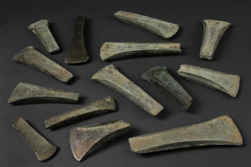 Haches de bronze © Lysiane Gauthier - mairie de Bordeaux