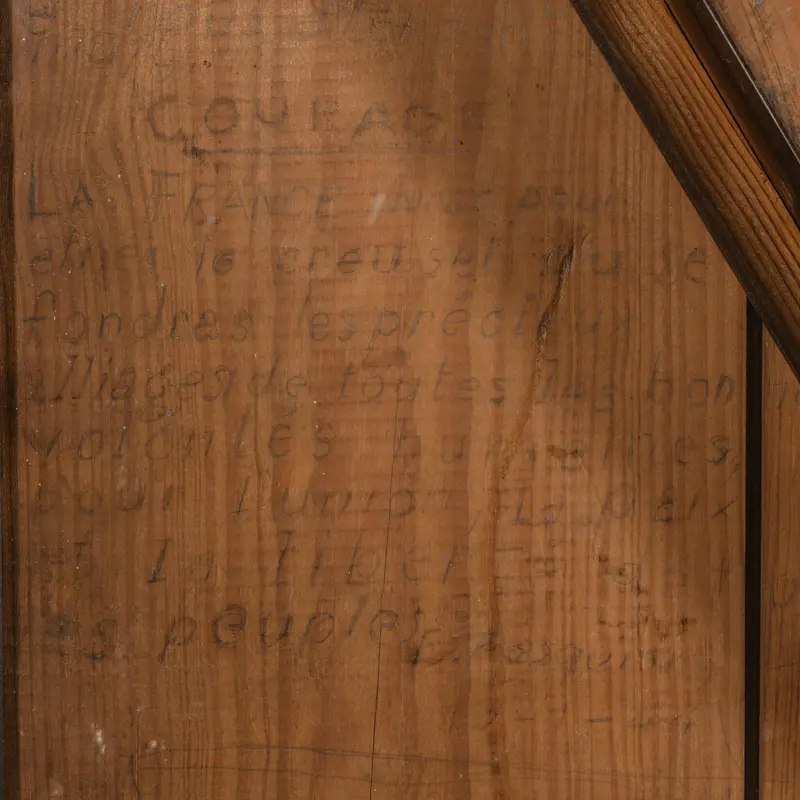 Porte de la Gestapo de Bordeaux © Lysiane Gauthier - mairie de Bordeaux, collections Centre national Jean Moulin