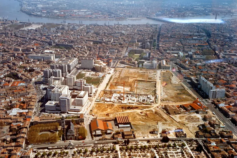 Quartier Mériadeck, Bordeaux, Musée d' Aquitaine, Bordeaux, fonds zappa