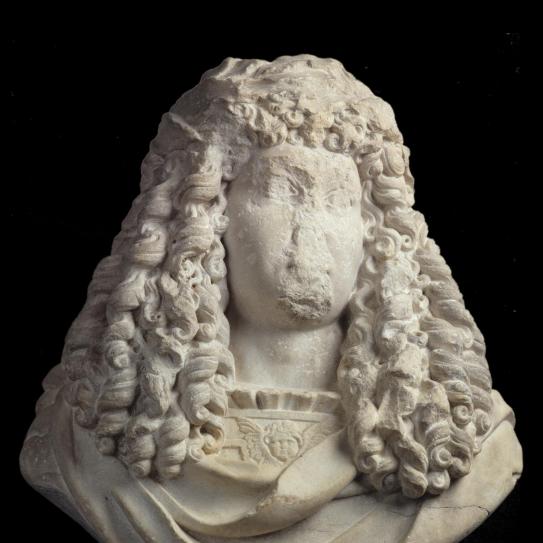 buste en pierre de Louis XIV