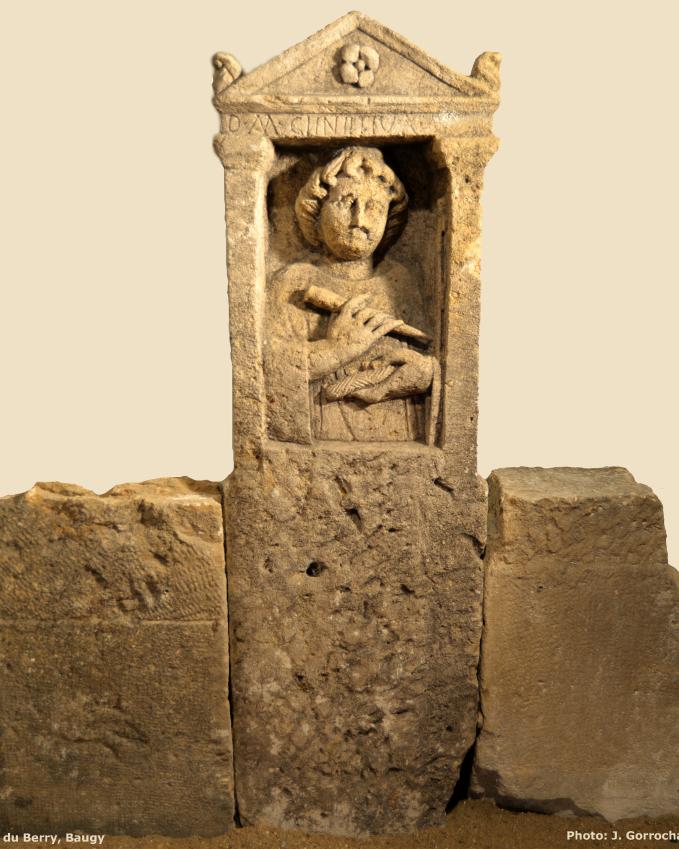 Monument funéraire de Genetiva-Musée du Berry à Bourges