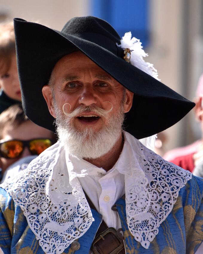 Photo d'un mousquetaire contemporain