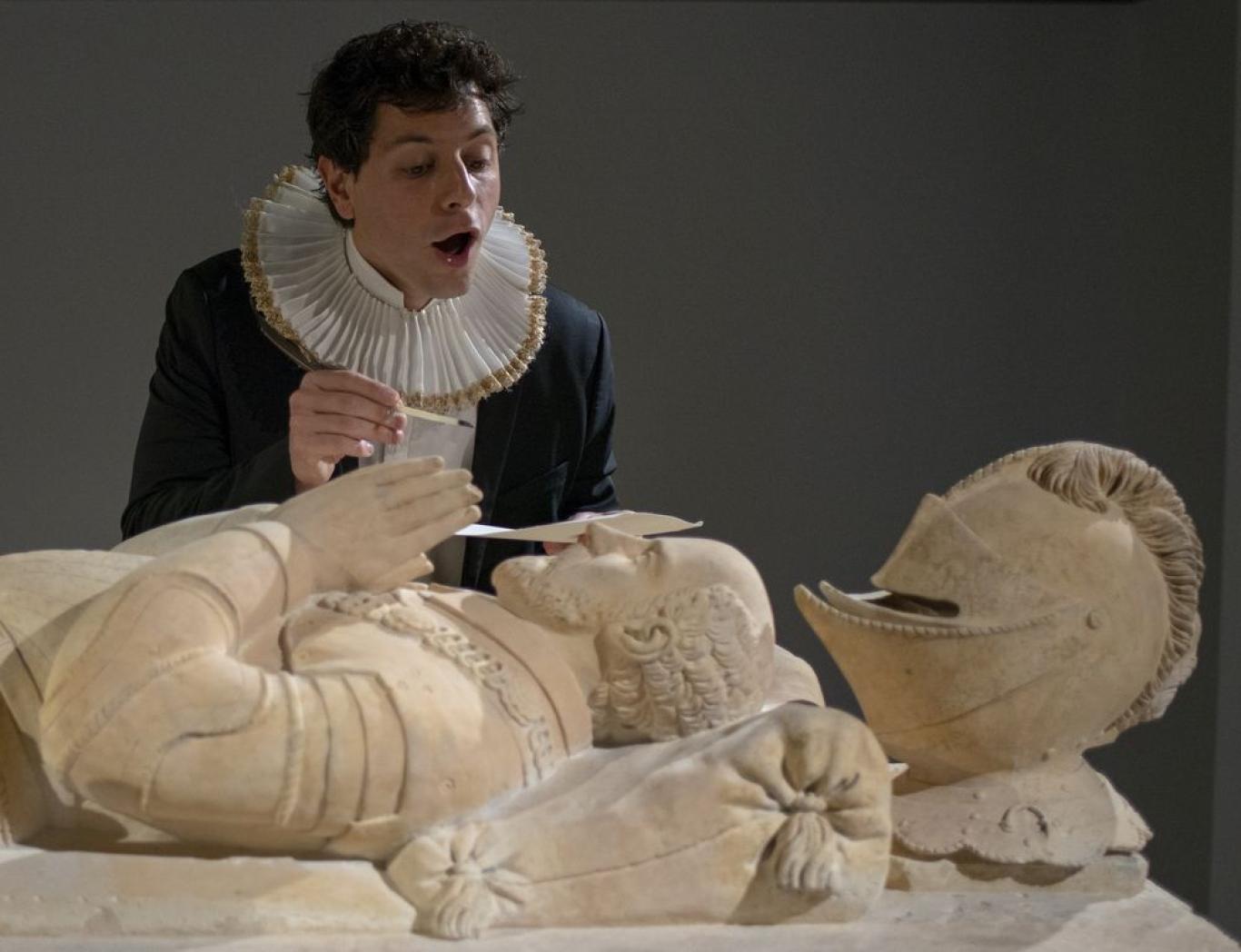 Image de Pierre Le Franc et du cénotaphe de Michel de Montaigne