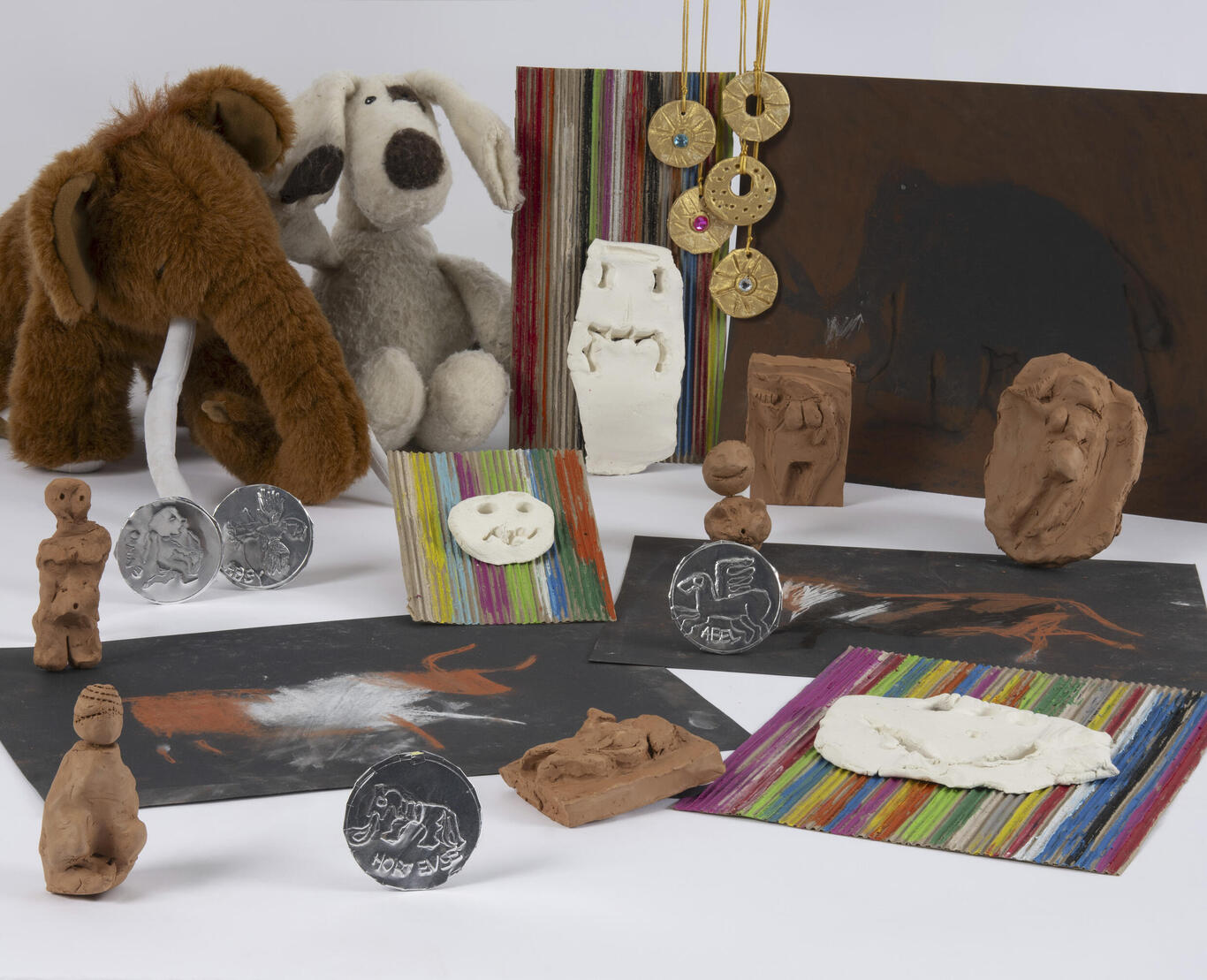 image des créations des enfants pour l'exposition EAC