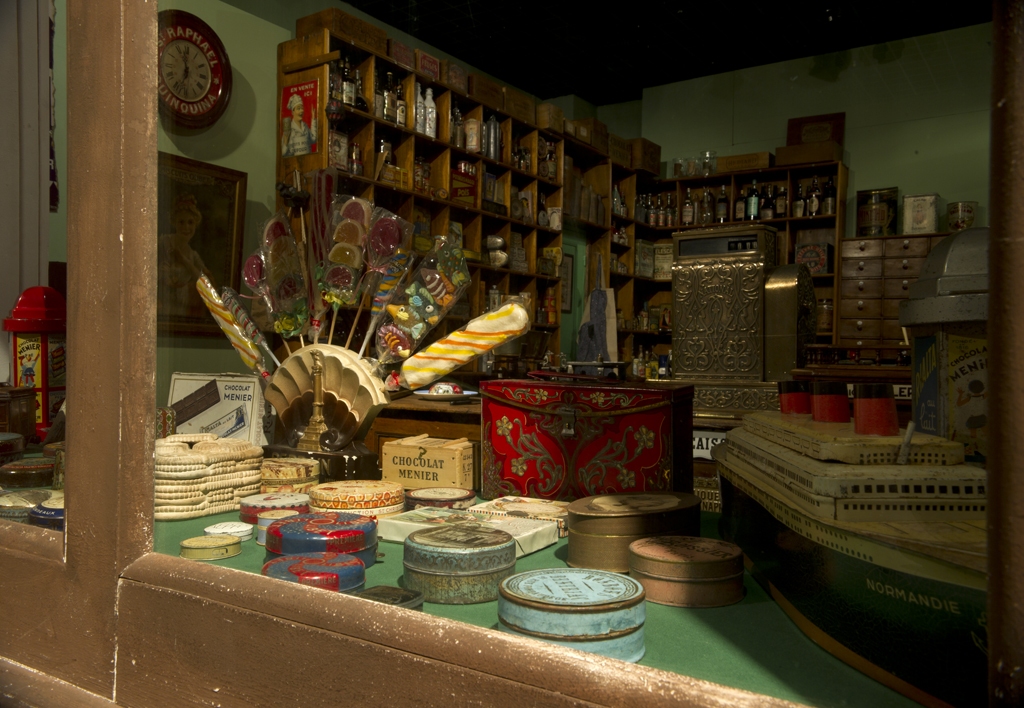 Reconstructed grocer's shop early 20 century